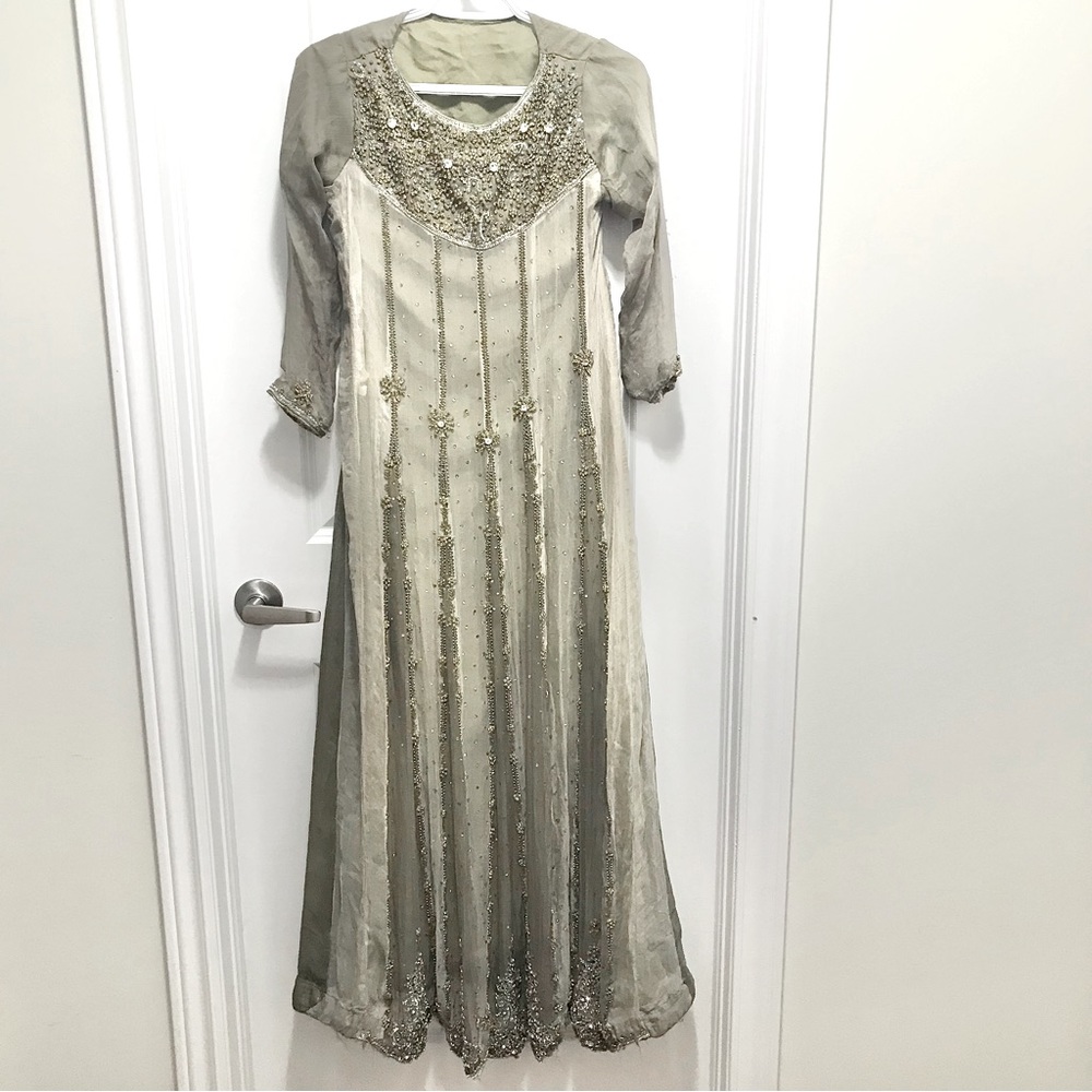 Formal Pakistani 3 Piece Maxi Dress/Churidar Pajama/Dupatta Green/Silver/Gold